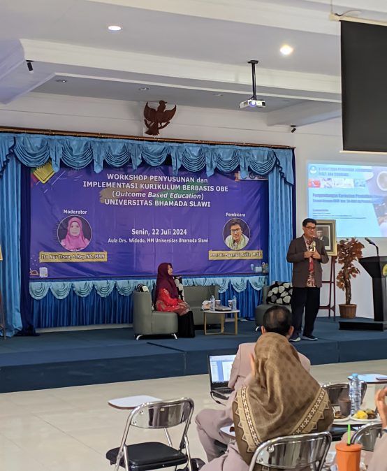 Universitas Bhamada Slawi menggelar Workshop Penyusunan dan Implementasi Kurikulum Berbasis Outcome-Based Education (OBE)