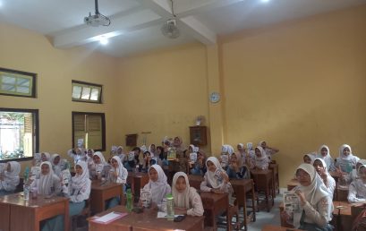 UNIVERSITAS BHAMADA SLAWI GOES TO SMKN 1 DUKUHTURI